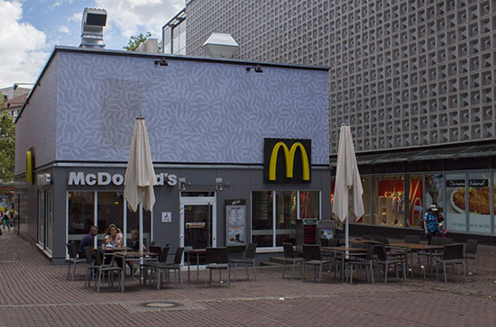 Das McDonald’s-Restaurant in Ulm (Bahnhofstraße)