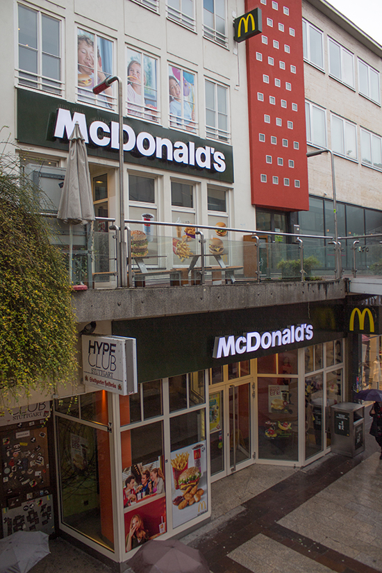 Das McDonald’s-Restaurant in Stuttgart (Schulstraße)