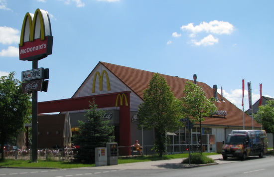 Das McDonald’s-Restaurant in Fürth (Hans-Vogel-Straße)