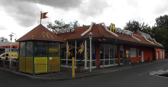 Das McDonald’s-Restaurant in Frankfurt am Main (Borsigallee)